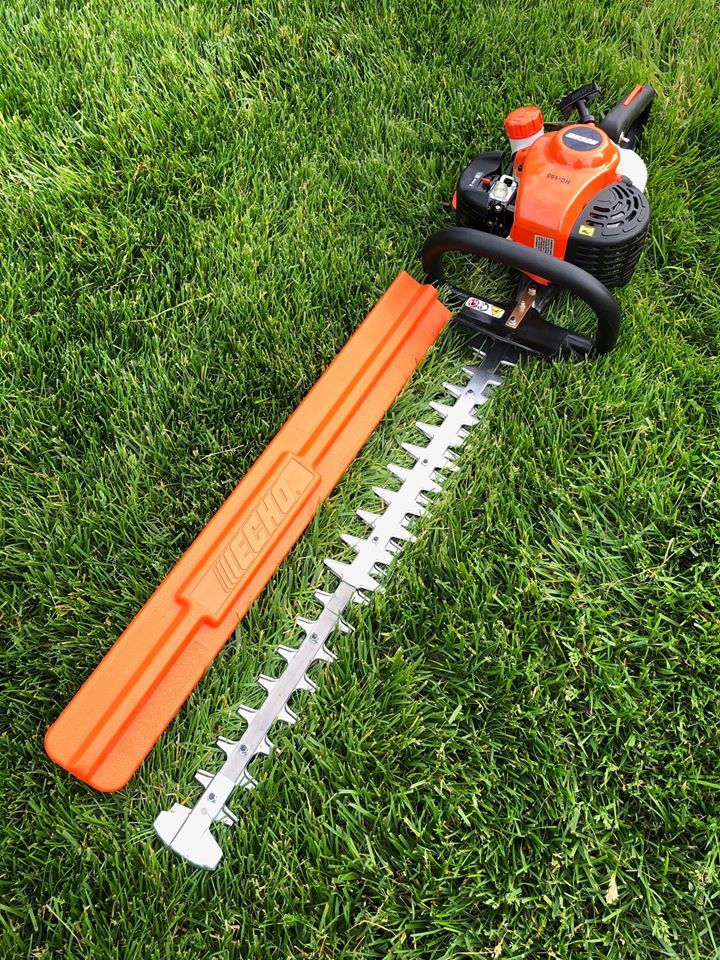 ECHO HC-155 21.2 cc Hedge Trimmer 24" Blades