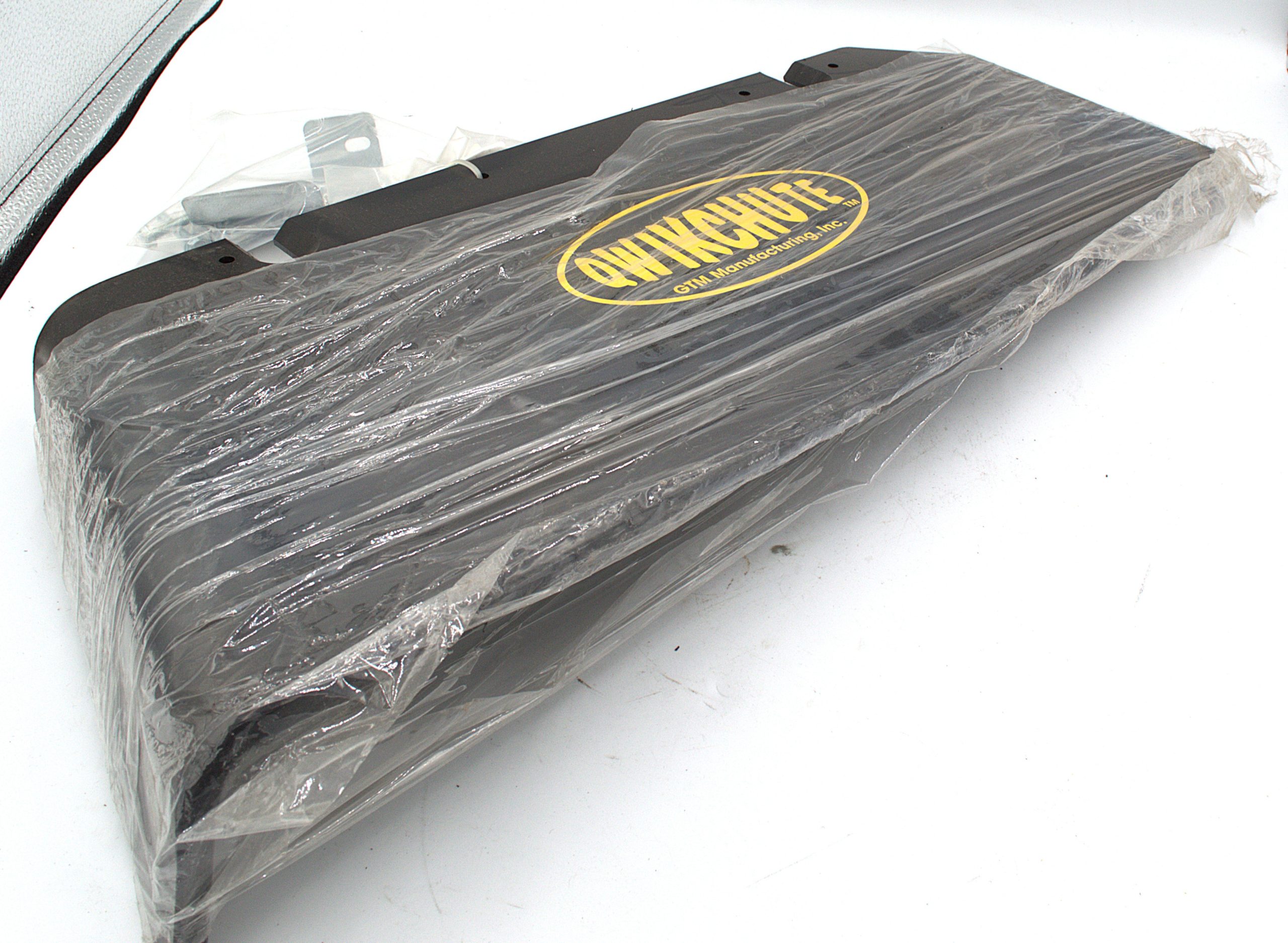NQD‑DOOR52SCAG – Plastic Access Plate for QwickChute (Scag 52")